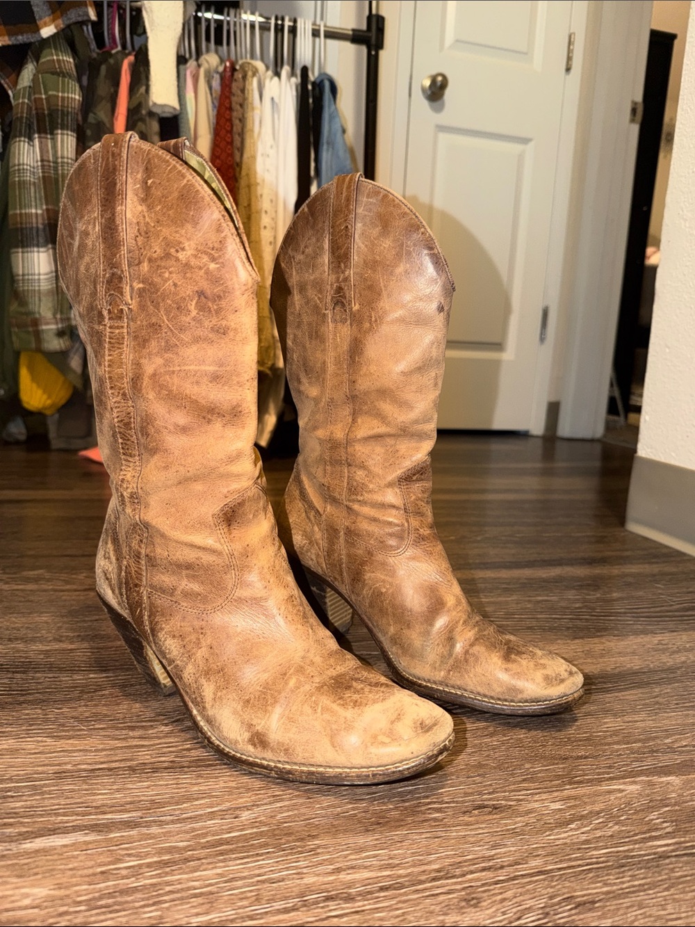 Jessica Simpson Brown Leather Western Heeled Boots from 2000’s